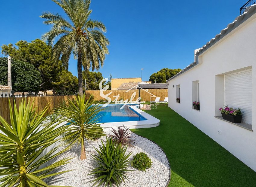 Вторичное жилье - Смежный дом - Orihuela-Costa - Пунта Прима