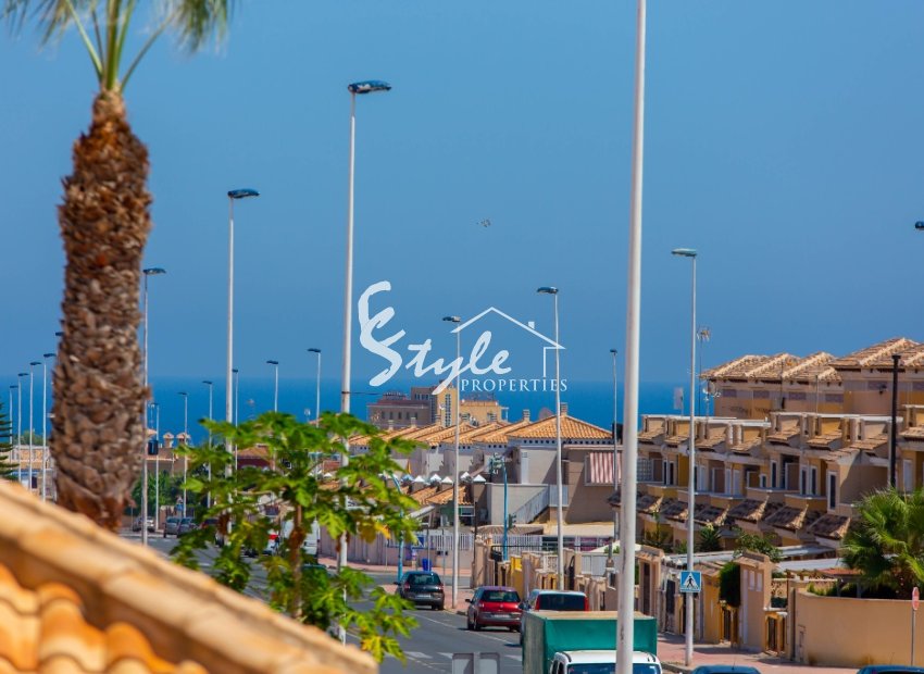 Вторичное жилье - Смежный дом - Torrevieja - Altos De La Bahia