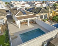 Вторичное жилье - Смежный дом - Torrevieja - Торревьеха