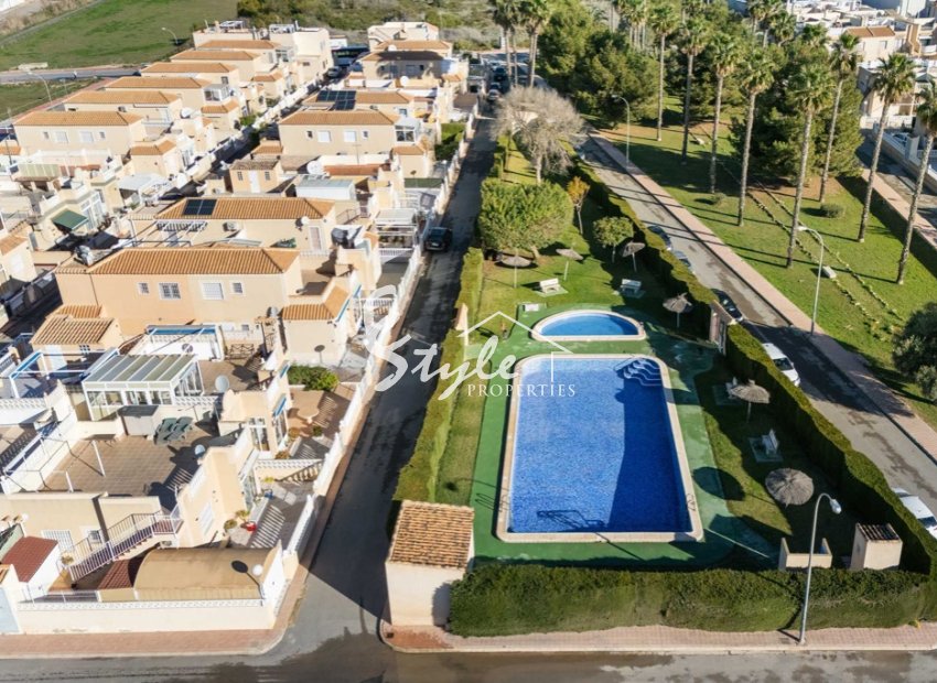 Вторичное жилье - Таунхаус - Torrevieja - Торревьеха