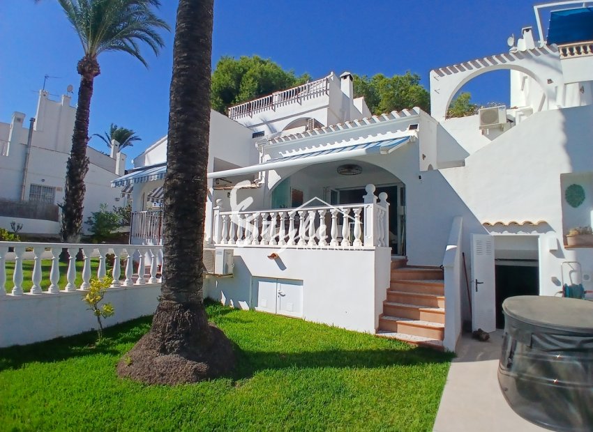 Вторичное жилье - Таунхаус - Villamartín - Orihuela Costa