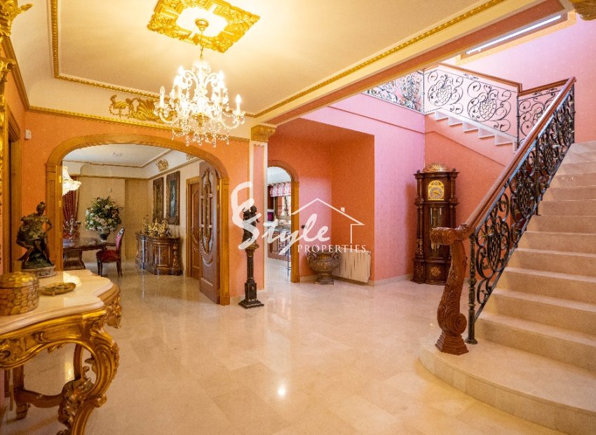 Вторичное жилье - Вилла - Кампоамор