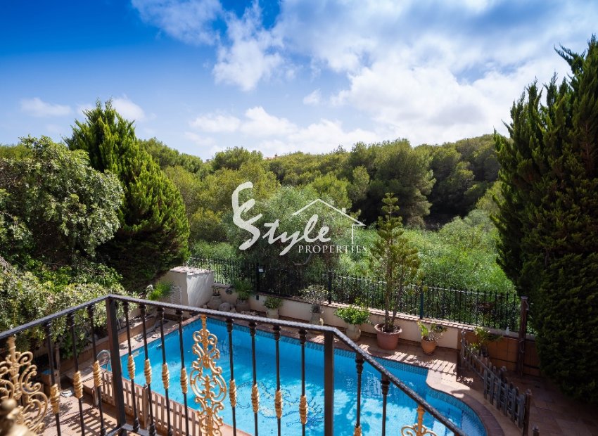 Вторичное жилье - Вилла - Кампоамор