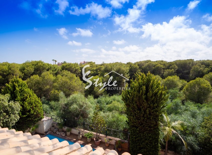 Вторичное жилье - Вилла - Кампоамор