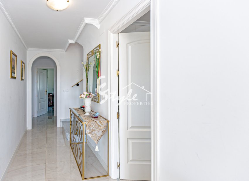 Вторичное жилье - Вилла - Кампоамор