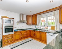 Вторичное жилье - Вилла - Кампоамор