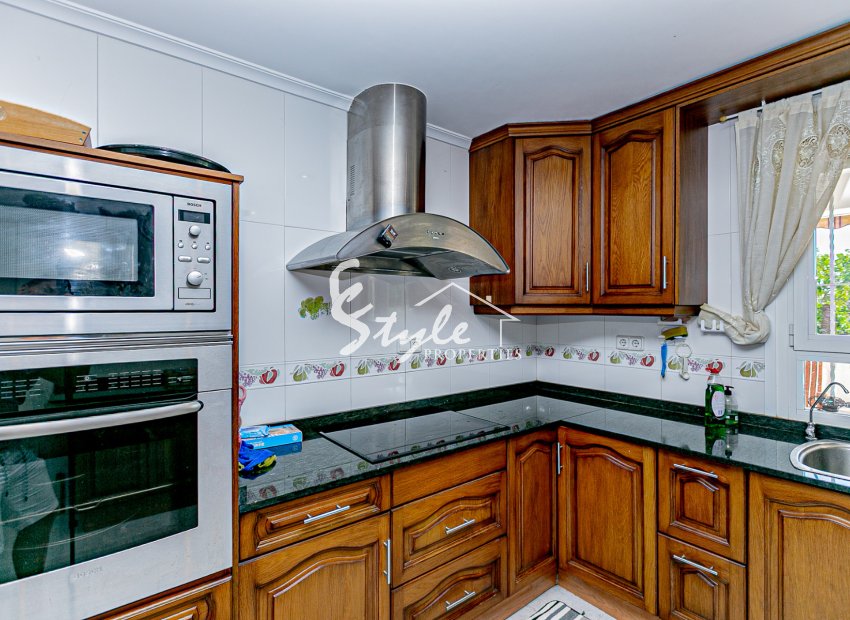 Вторичное жилье - Вилла - Кампоамор