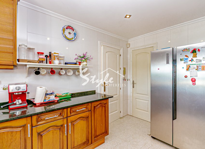 Вторичное жилье - Вилла - Кампоамор