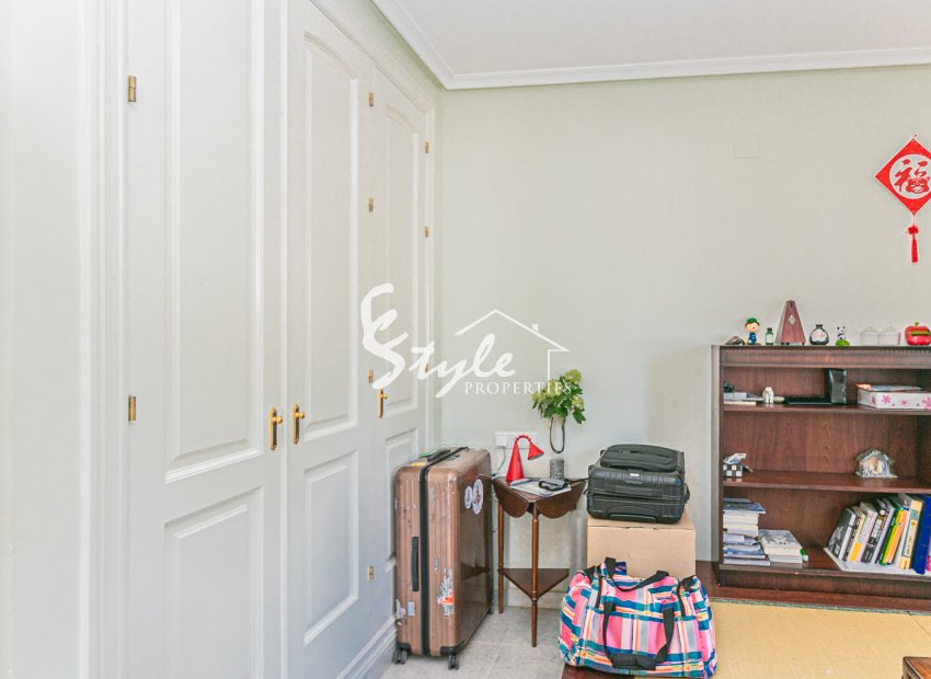 Вторичное жилье - Вилла - Кампоамор