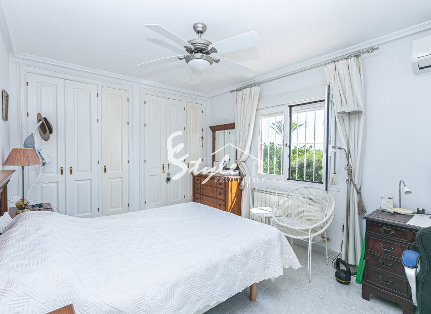 Вторичное жилье - Вилла - Кампоамор