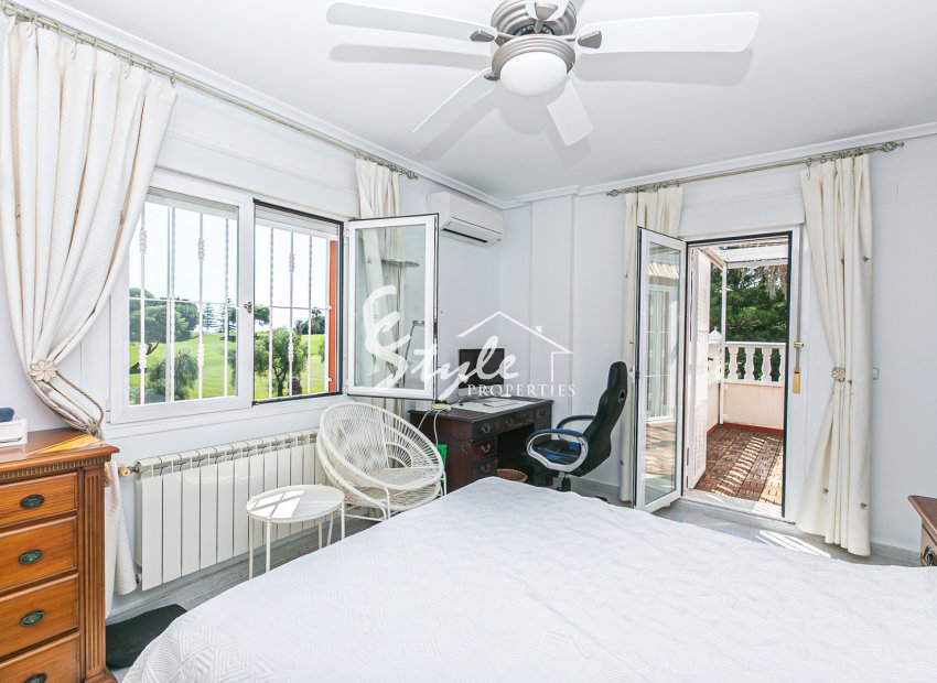 Вторичное жилье - Вилла - Кампоамор