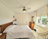 Вторичное жилье - Вилла - Кампоамор