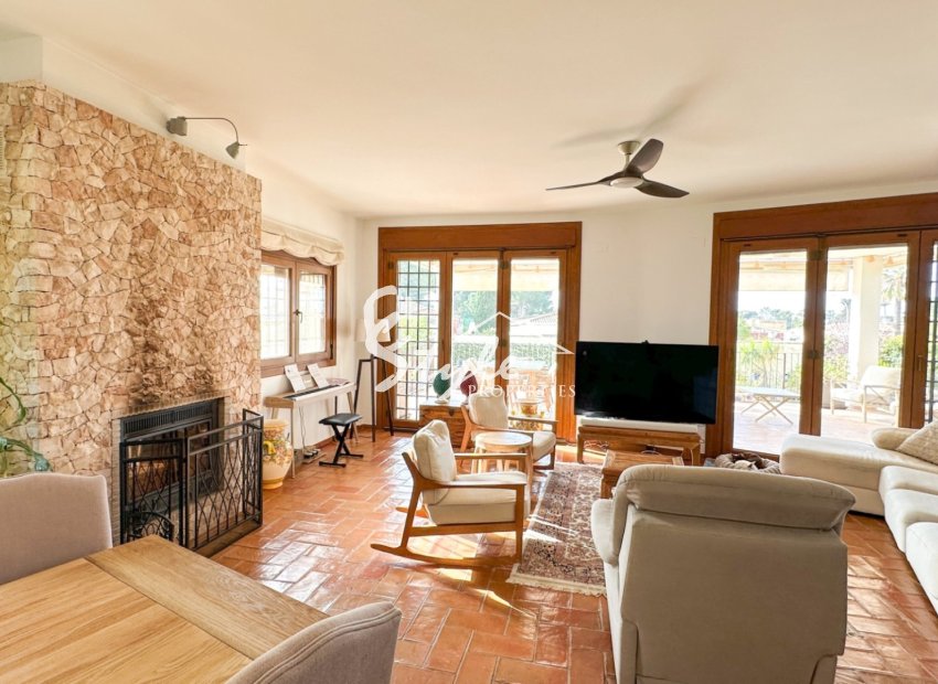 Вторичное жилье - Вилла - Кампоамор