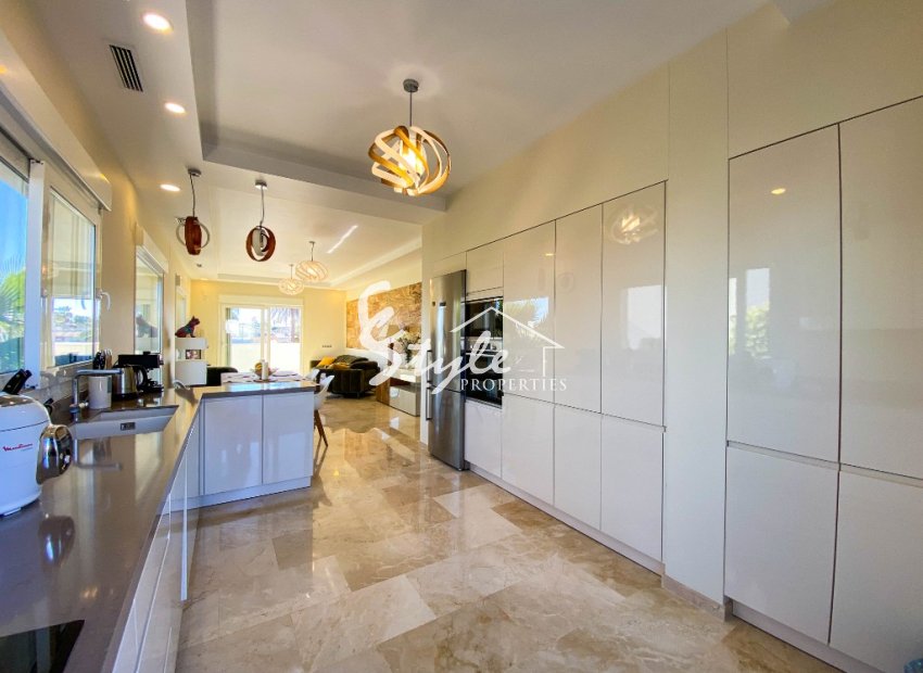 Вторичное жилье - Вилла - Ла Зения