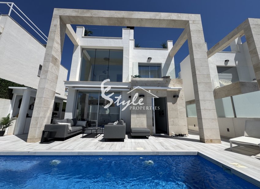 Вторичное жилье - Вилла - Lomas de Cabo Roig - Ломас де Кабо Роиг