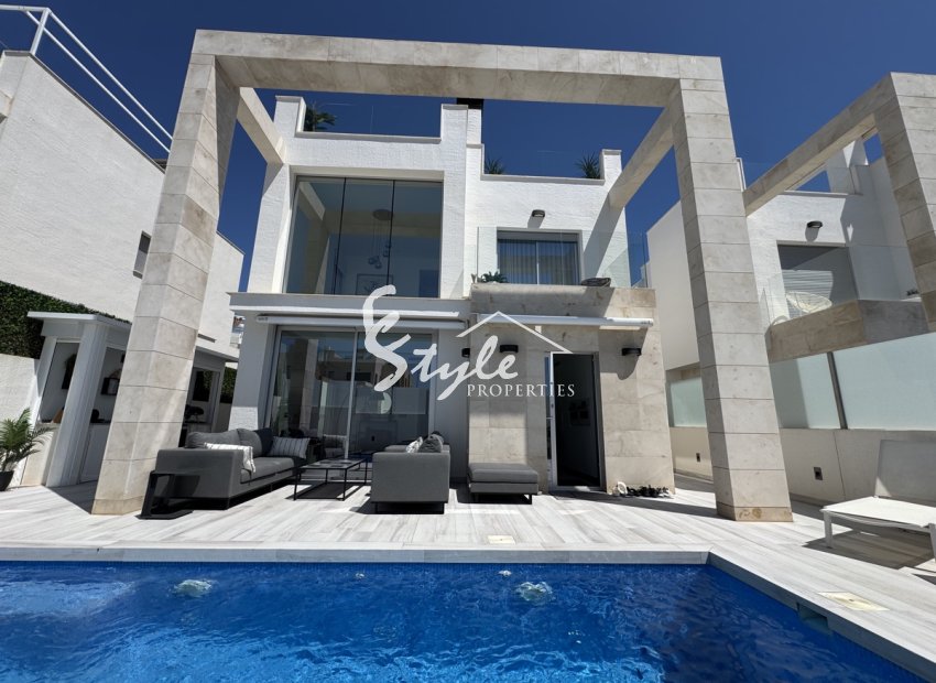 Вторичное жилье - Вилла - Lomas de Cabo Roig - Ломас де Кабо Роиг