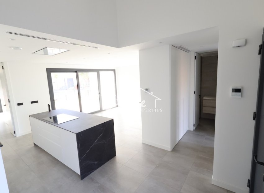 Вторичное жилье - Вилла - Лос Алькасарес - Santa Rosalía