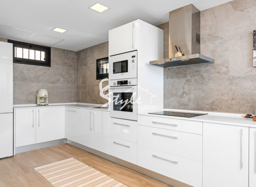 Вторичное жилье - Вилла - Orihuela-Costa - Ломас де Кабо Роиг