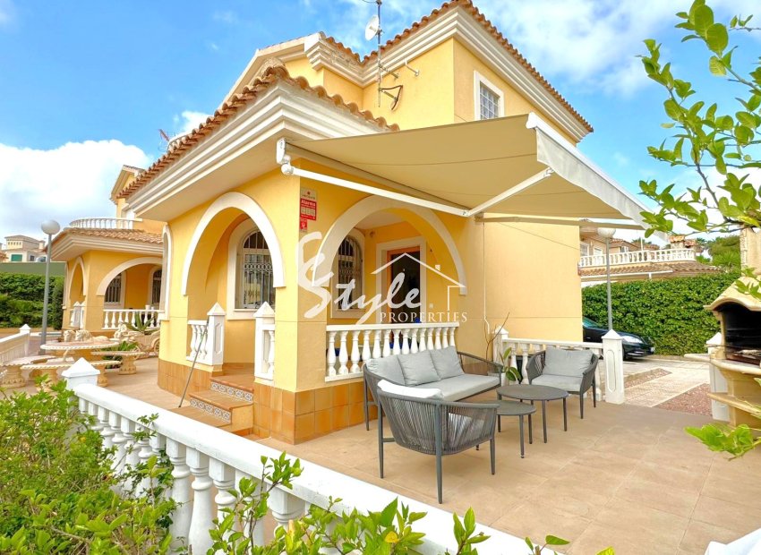 Вторичное жилье - Вилла - Orihuela-Costa - Вилламартин
