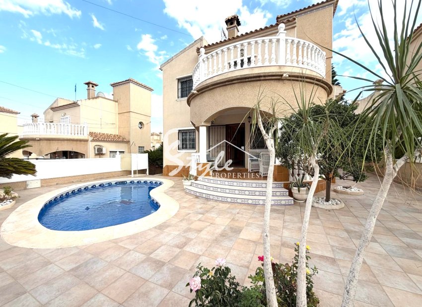 Вторичное жилье - Вилла - Orihuela-Costa - Вилламартин