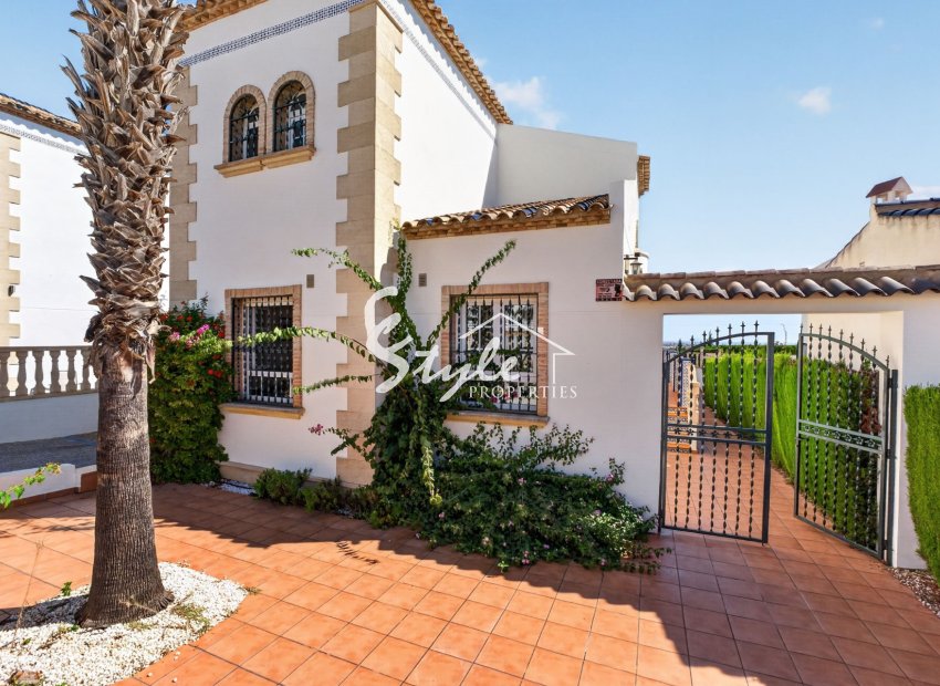 Вторичное жилье - Вилла - Orihuela-Costa - Вилламартин