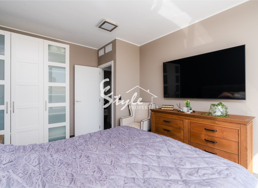 Вторичное жилье - Вилла - Сьюдад Кесада - Ла Марина