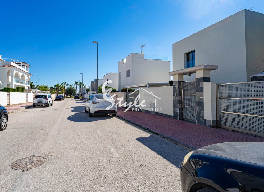 Вторичное жилье - Вилла - Сьюдад Кесада