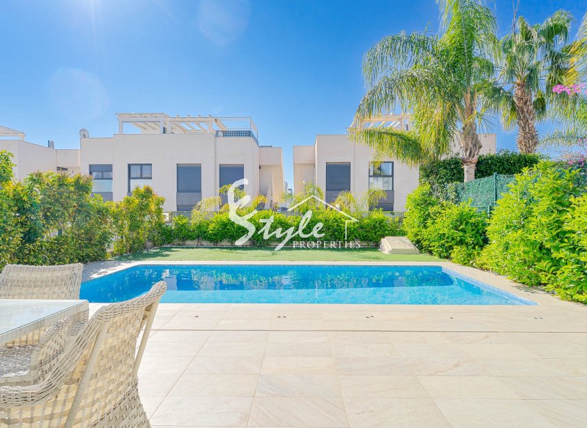 Вторичное жилье - Вилла - Сьюдад Кесада