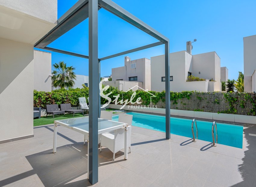 Вторичное жилье - Вилла - Сьюдад Кесада