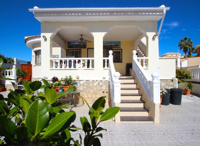 Вторичное жилье - Вилла - Сьюдад Кесада