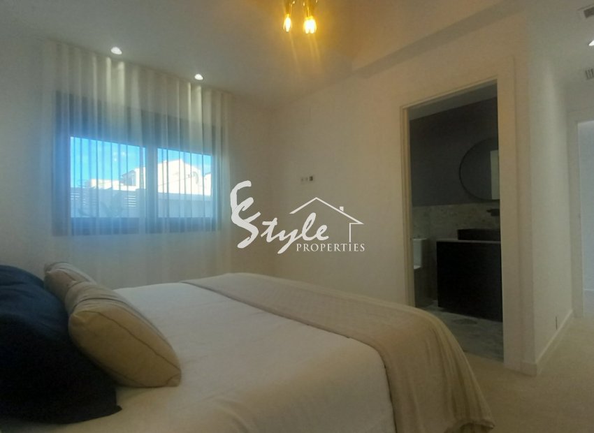 Вторичное жилье - Вилла - Torrevieja - El Chaparal