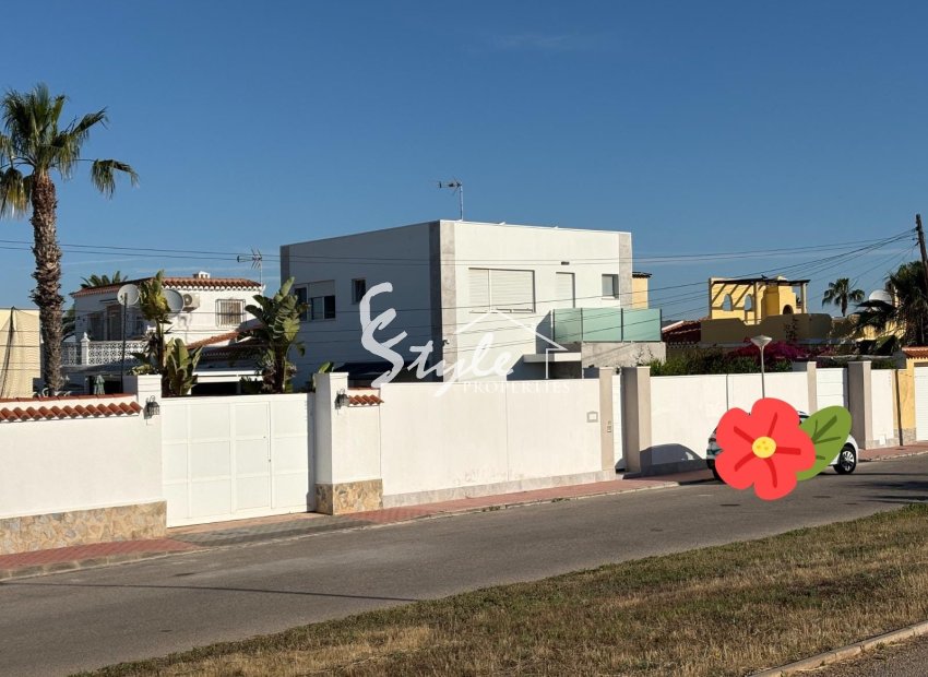Вторичное жилье - Вилла - Torrevieja - La Siesta - El Salado -  Torreta
