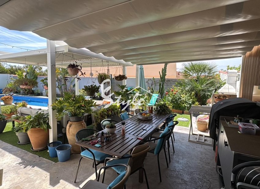 Вторичное жилье - Вилла - Torrevieja - La Siesta - El Salado -  Torreta