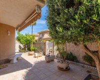 Вторичное жилье - Вилла - Torrevieja - Los Balcones - Los Altos del Edén