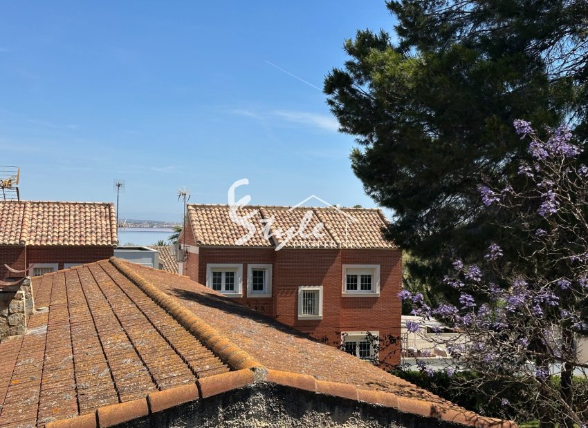 Вторичное жилье - Вилла - Torrevieja - Los Balcones - Los Altos del Edén