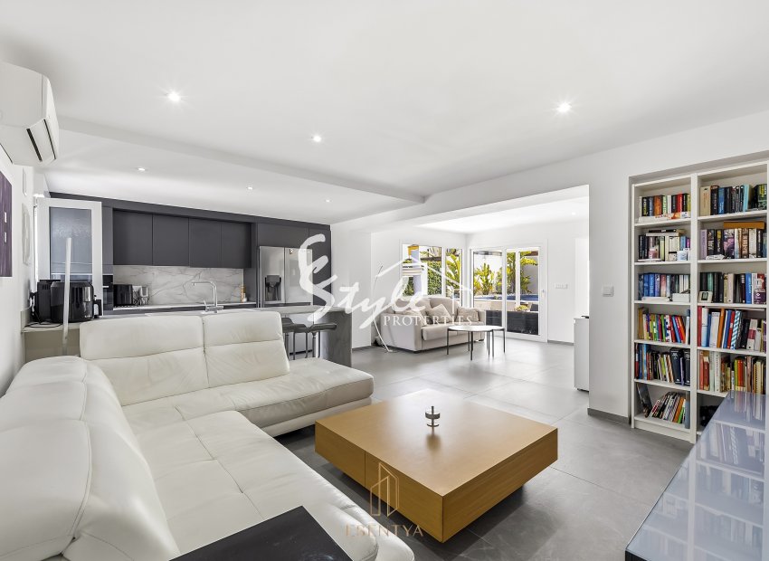 Вторичное жилье - Вилла - Torrevieja - Лос Балконес