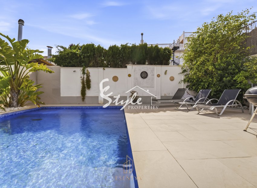 Вторичное жилье - Вилла - Torrevieja - Лос Балконес