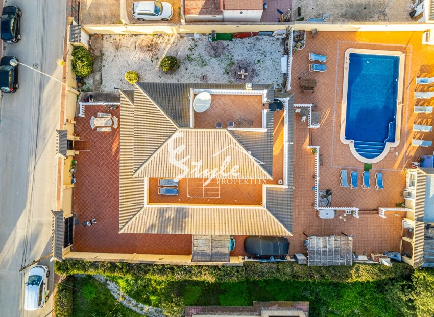 Вторичное жилье - Вилла - Torrevieja - Лос Балконес