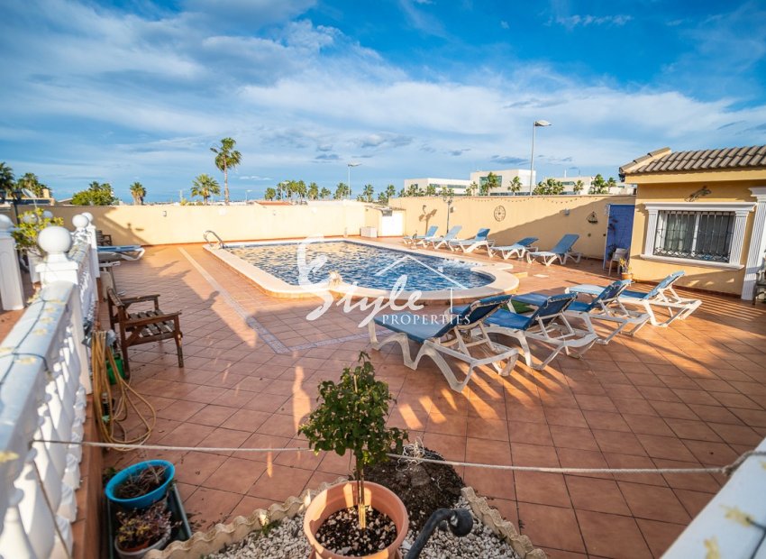 Вторичное жилье - Вилла - Torrevieja - Лос Балконес