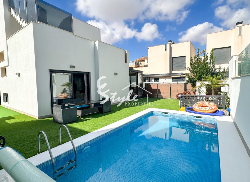 Вторичное жилье - Вилла - Torrevieja - Nueva Torrevieja - Aguas Nuevas