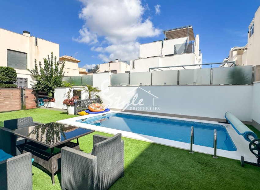 Вторичное жилье - Вилла - Torrevieja - Nueva Torrevieja - Aguas Nuevas