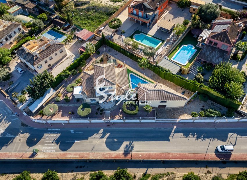 Вторичное жилье - Вилла - Torrevieja - Торревьеха