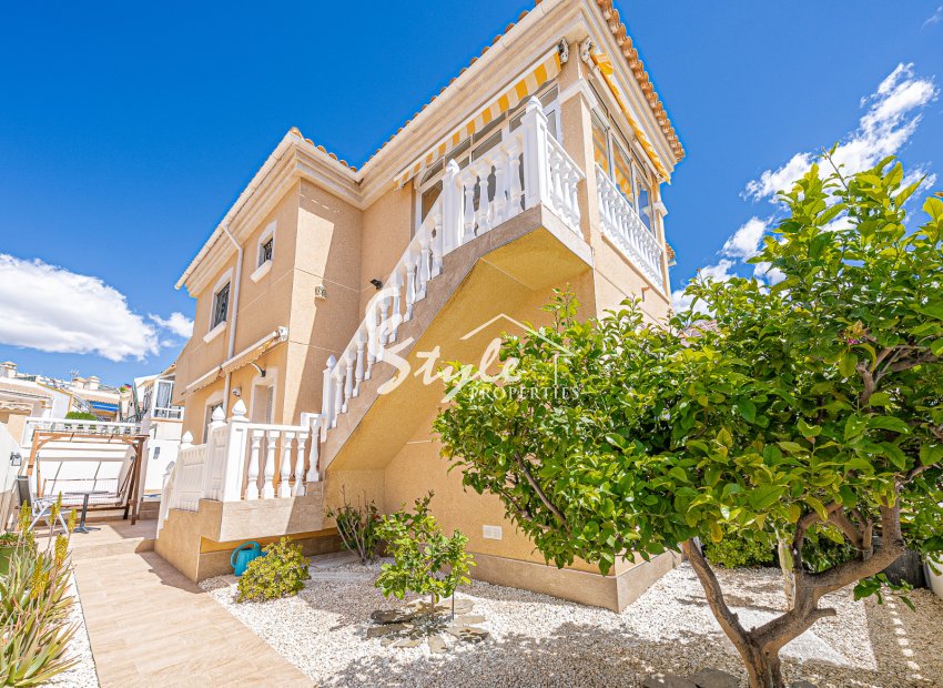 Вторичное жилье - Вилла - Villamartin, Orihuela Costa - Montegolf