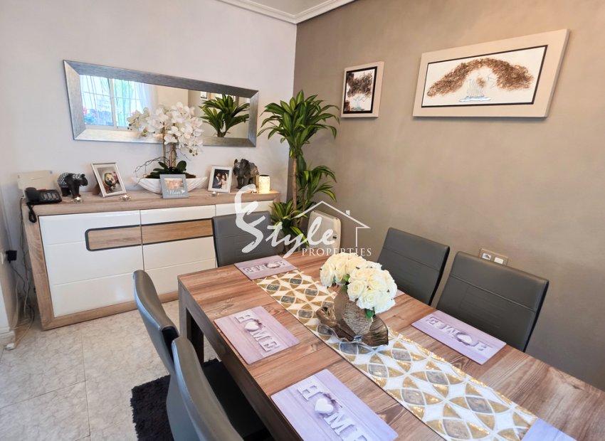 Вторичное жилье - Вилла - Villamartin, Orihuela Costa - Вилламартин