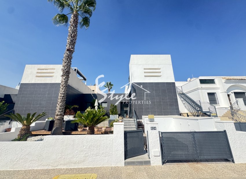 Вторичное жилье - Вилла - Villamartin, Orihuela Costa - Вилламартин