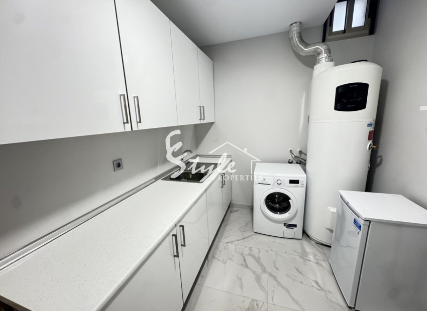 Вторичное жилье - Вилла - Villamartin, Orihuela Costa - Вилламартин