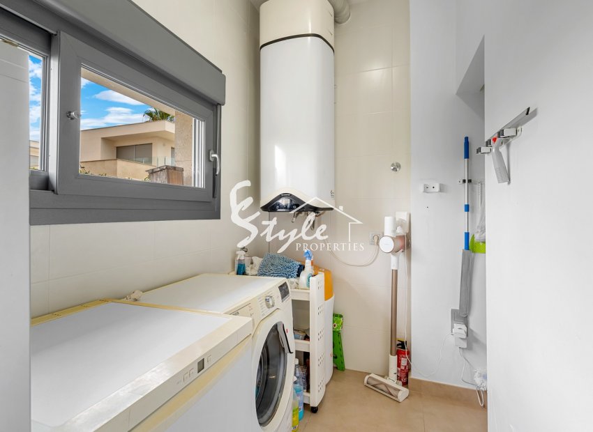 Вторичное жилье - Вилла - Villamartin, Orihuela Costa - Vistabella Golf