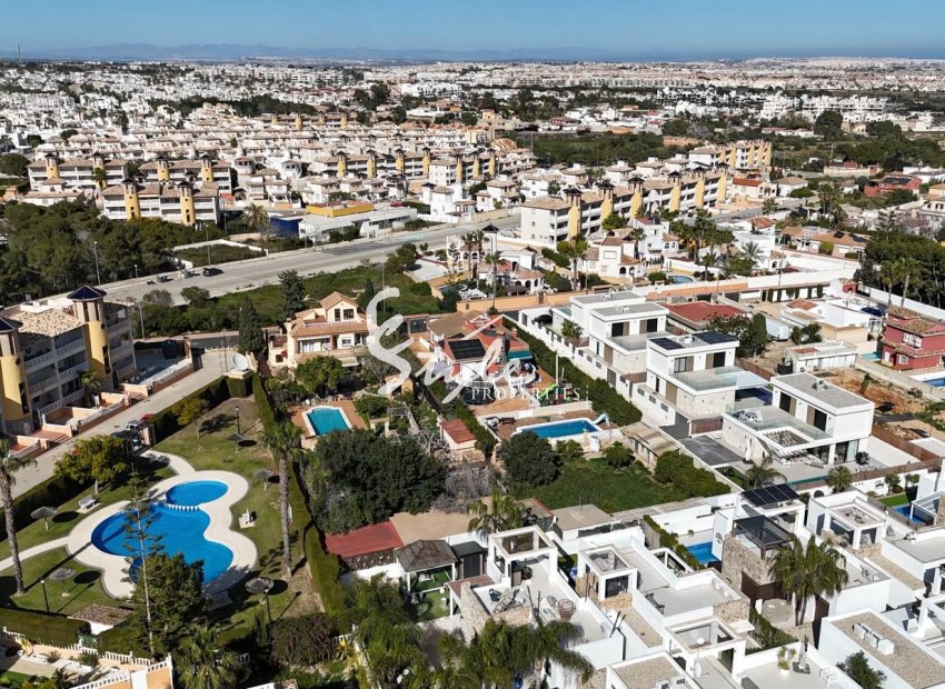 Вторичное жилье - Земельный участок - Lomas de Cabo Roig - Ломас де Кабо Роиг