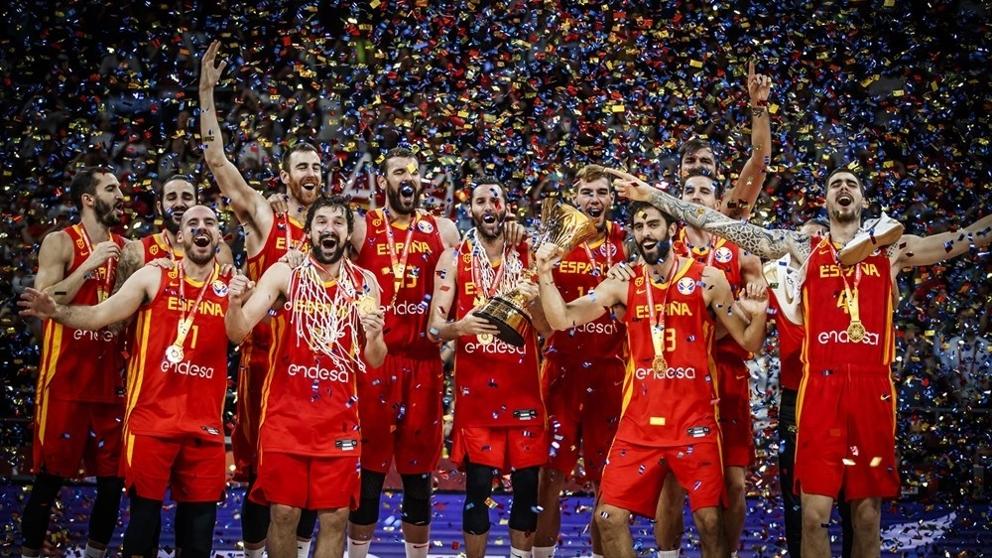 Сколько раз становилась чемпионом сборная команда испании. Сборная Испании по баскетболу. Сборная Испании выигравшая ЧМ по баскетболу.