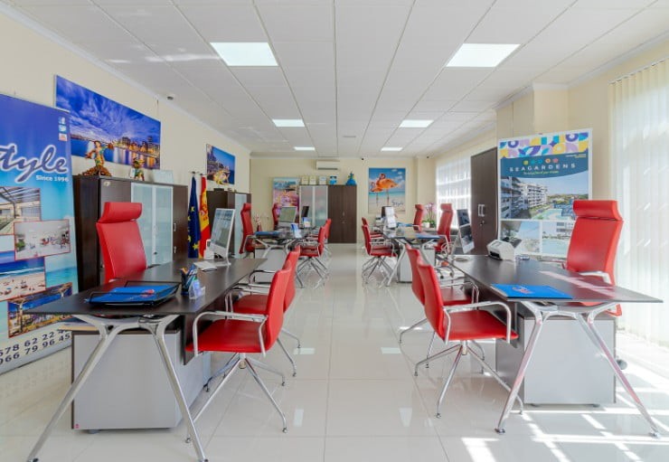 ¿Можно ли продать свой дом в Испании без посещения России?